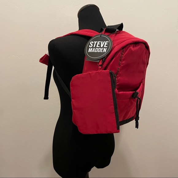 Steve Madden Women’s Crimson Red Perth Nylon Backpack With Accessory Pouch NWT - Picture 12 of 12